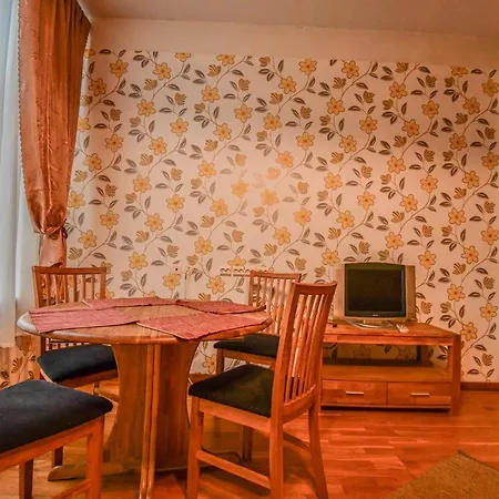 Apartmán Privat 1room Studioapartment With Terrace